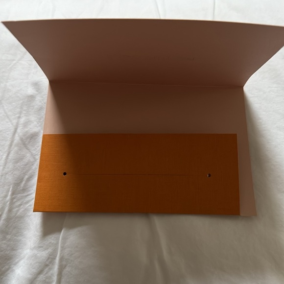Louis Vuitton receipt envelope. Authentic in excellent condition. - Picture 2 of 3